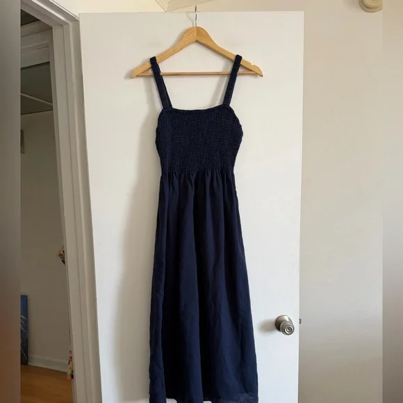 J.Crew Navy Blue Smocked Beach Dress in Linen-Cotton Blend size XS EUC - Picture 2 of 9